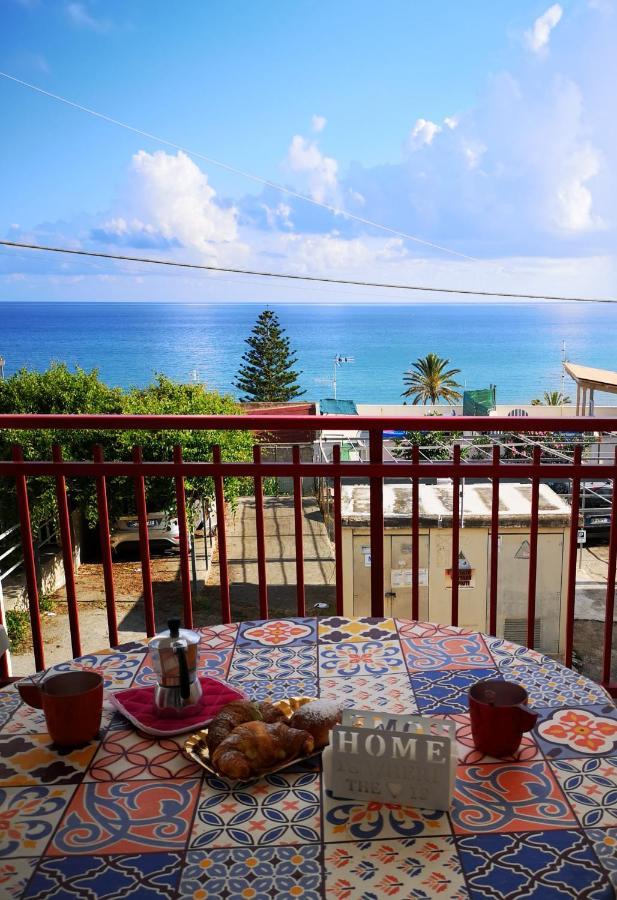 Cento Passi Dal Mare Apartment อัลกาโมมารีนา ภายนอก รูปภาพ