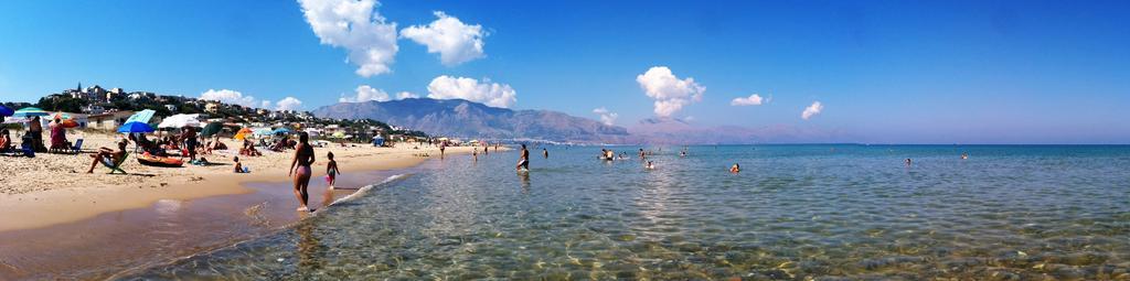 Cento Passi Dal Mare Apartment อัลกาโมมารีนา ภายนอก รูปภาพ
