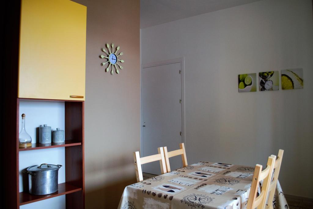 Cento Passi Dal Mare Apartment อัลกาโมมารีนา ภายนอก รูปภาพ