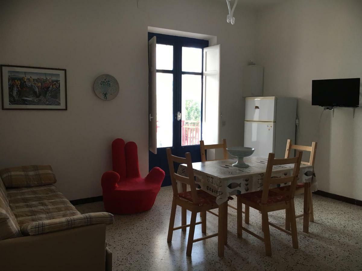 Cento Passi Dal Mare Apartment อัลกาโมมารีนา ภายนอก รูปภาพ